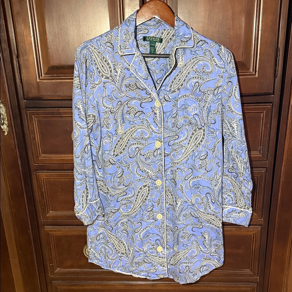 Lauren Ralph Lauren blue paisley small sleep shirt gown